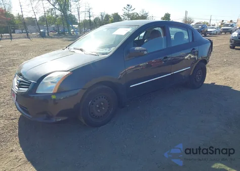 2011 Nissan Sentra 2.0S from USA, damaged, VIN 3N1AB6AP4BL666364